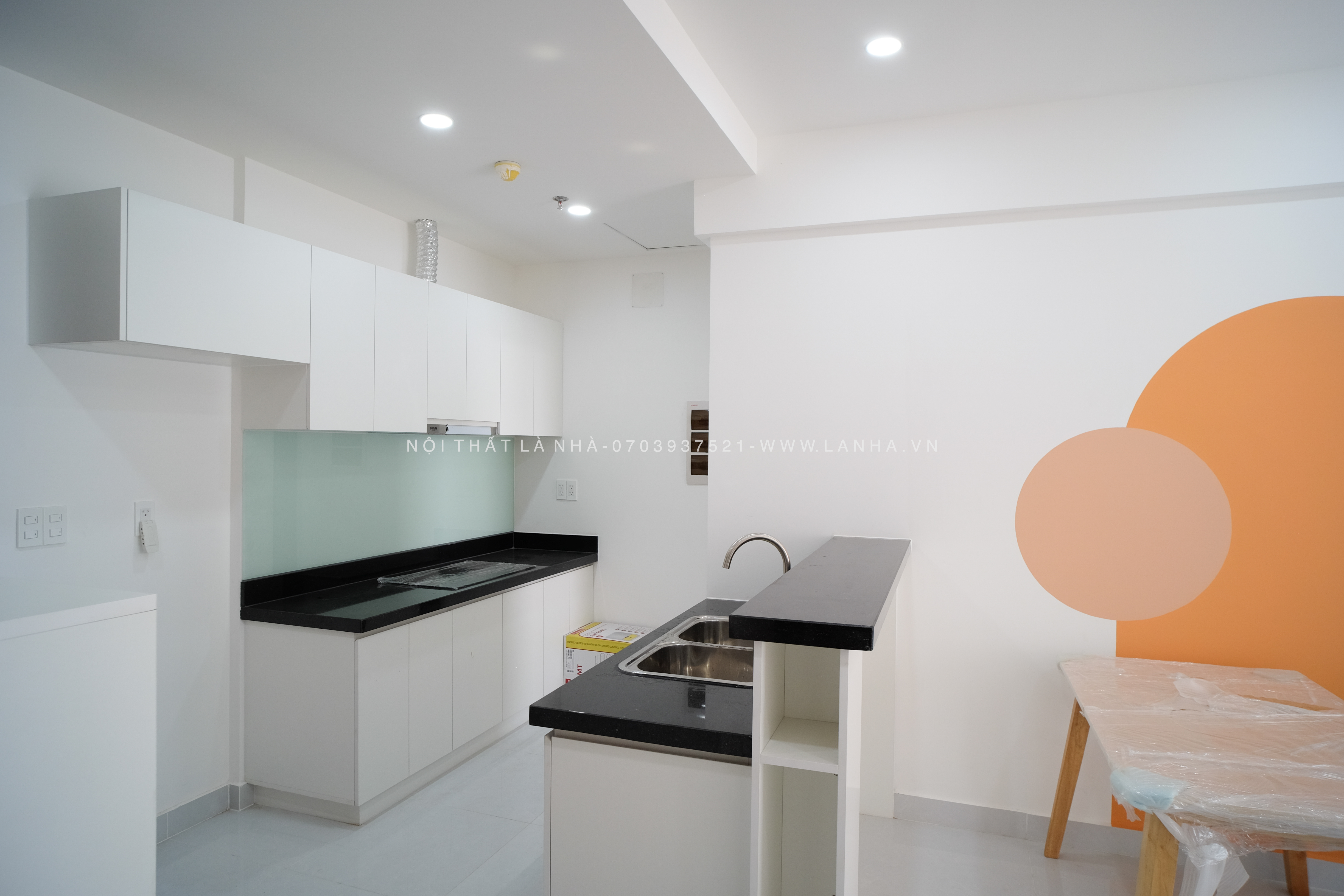 Mẫu tủ bếp đẹp, tối giản, hiện đại của Căn hộ Happy One Premier