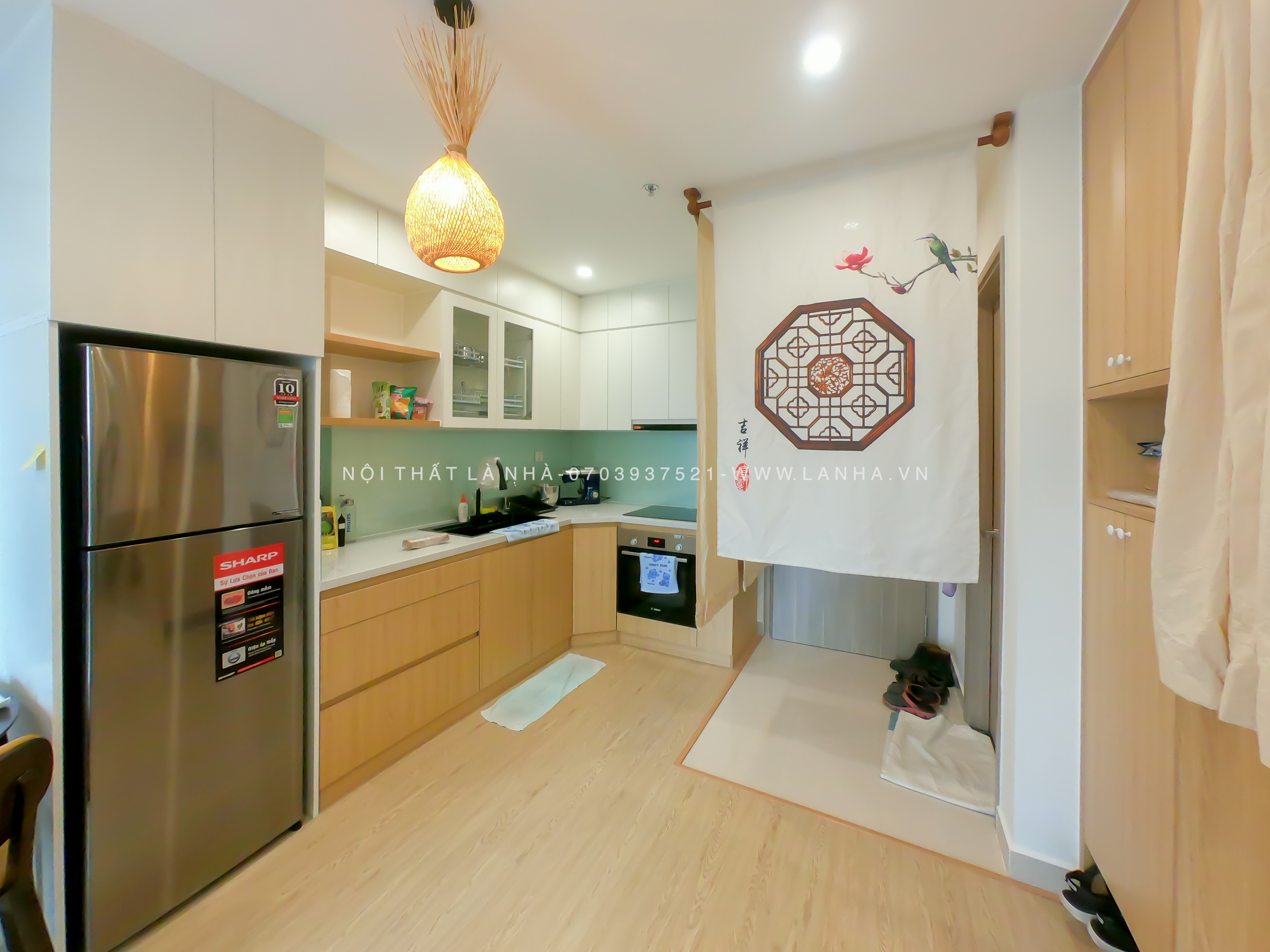 Mẫu tủ bếp đẹp phong cách Japandi hiện đại, sang trọng, tinh tế của Căn hộ Vinhomes quận 9