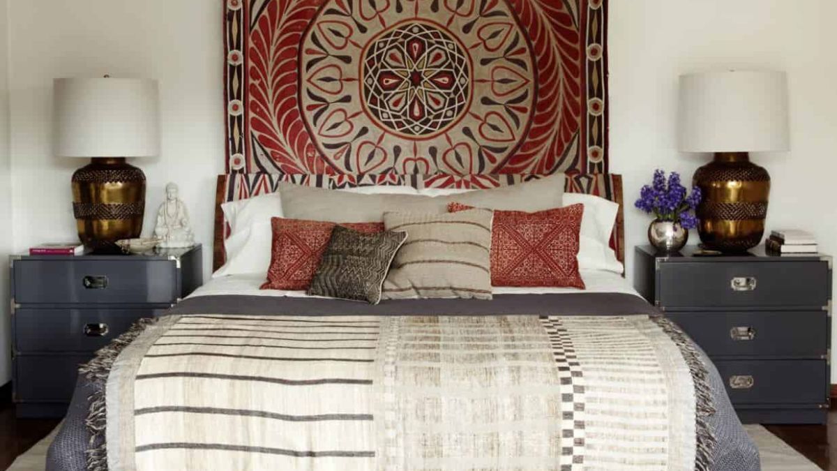 Decor phòng ngủ vintage thổ cẩm ấn tượng