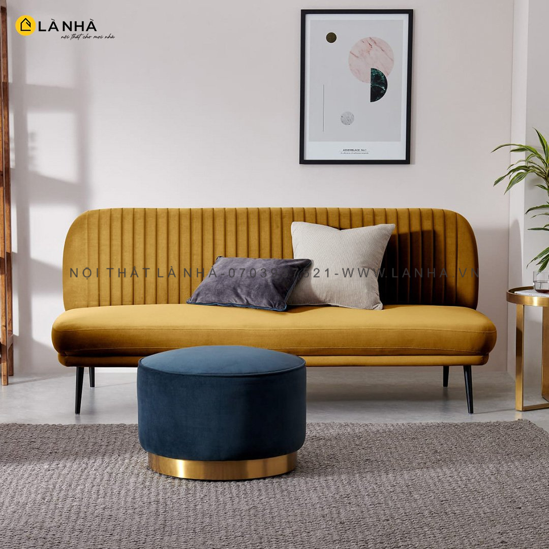 Sofa đơn thường có kích thước nhỏ gọn hơn, và chúng có thể dễ dàng được đặt trong các góc của phòng