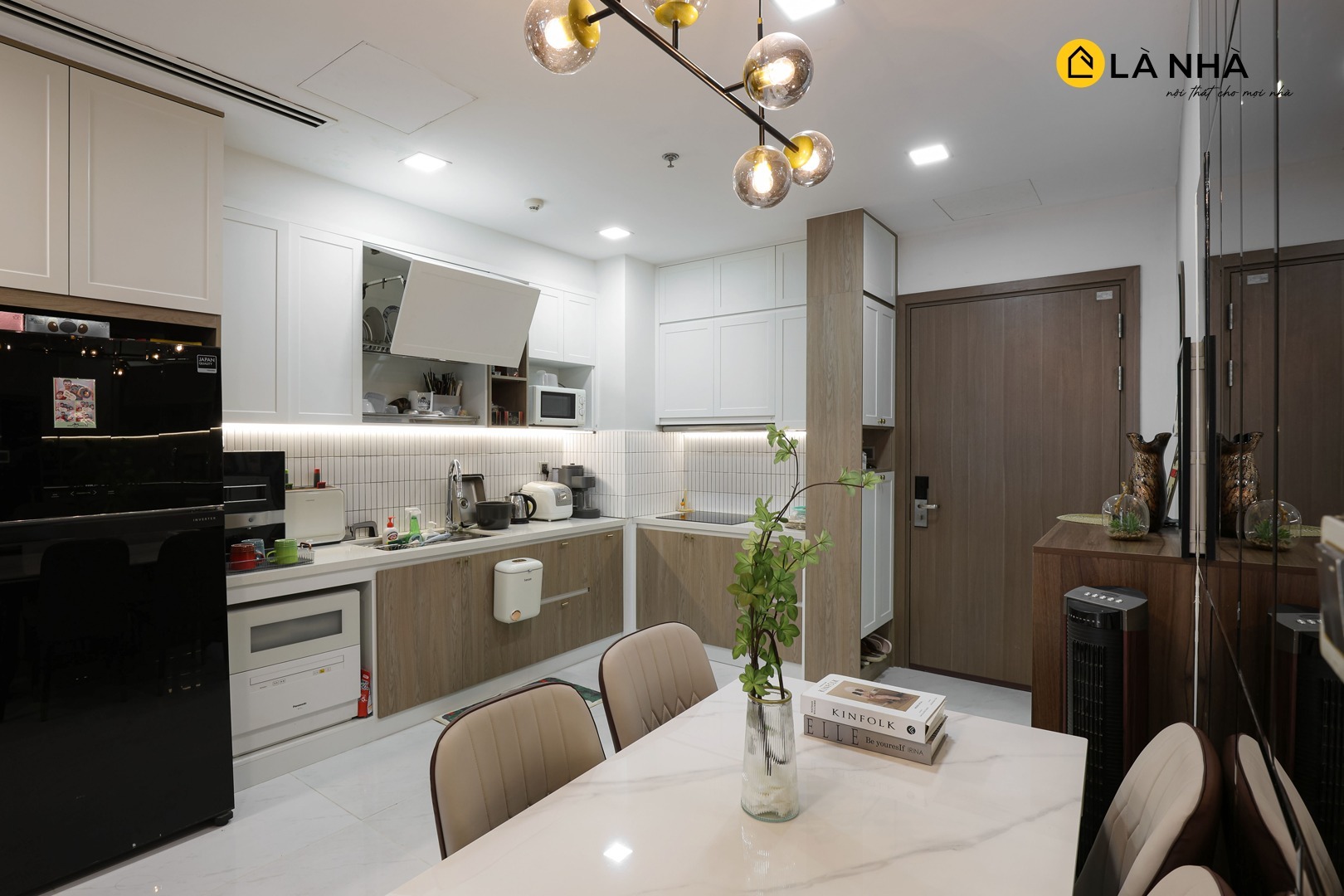 Mẫu thiết kế phòng ăn liền bếp đẹp mắt